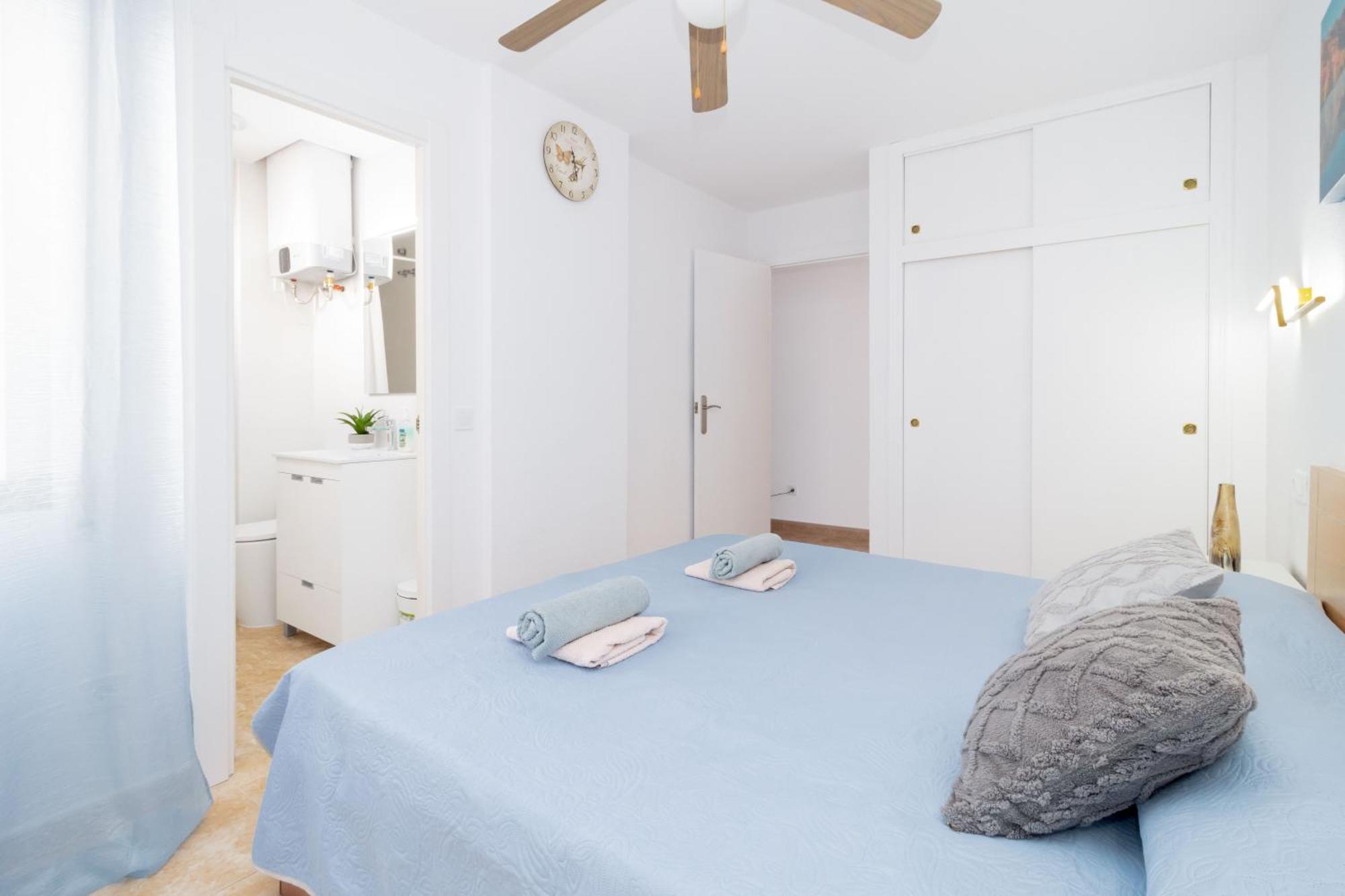Apartamento 50M Al Mar Torrevieja Bagian luar foto