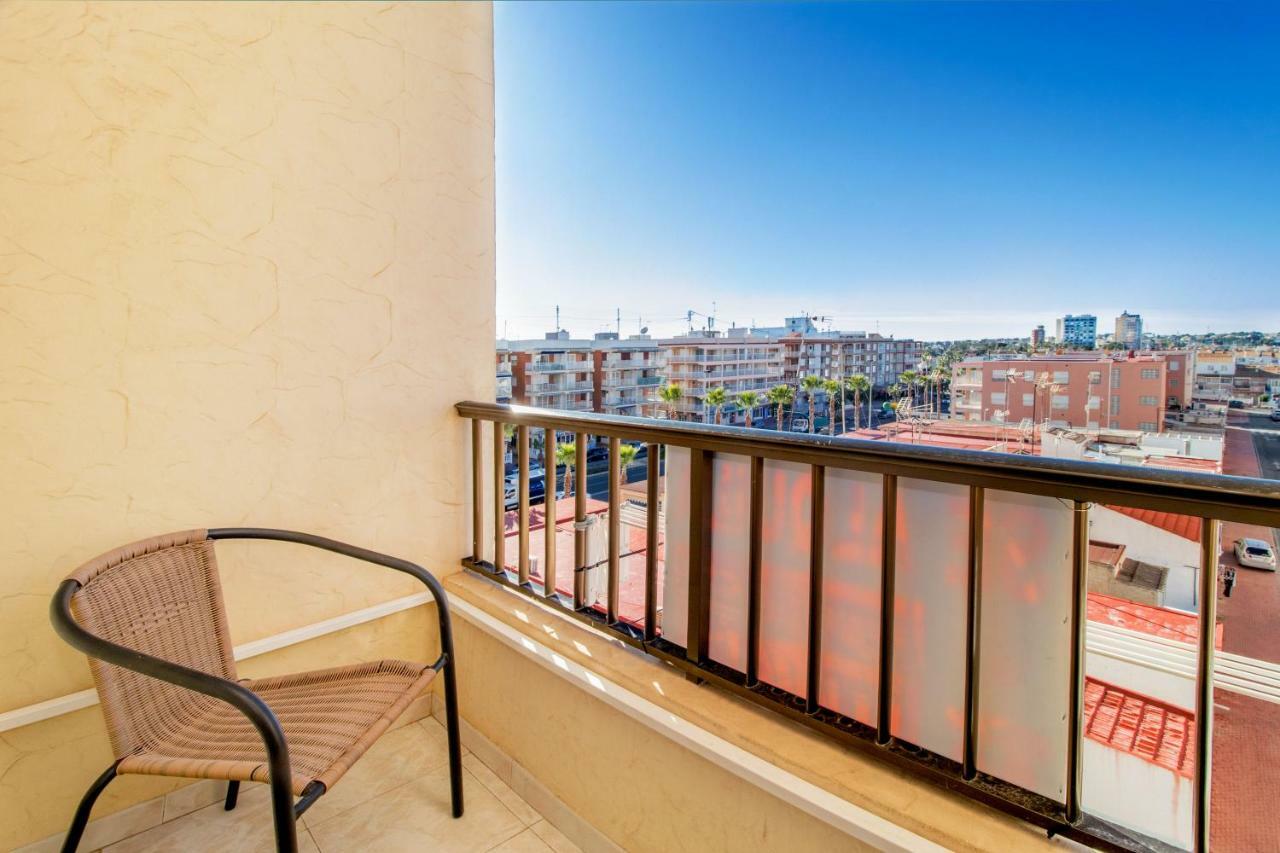 Apartamento 50M Al Mar Torrevieja Bagian luar foto
